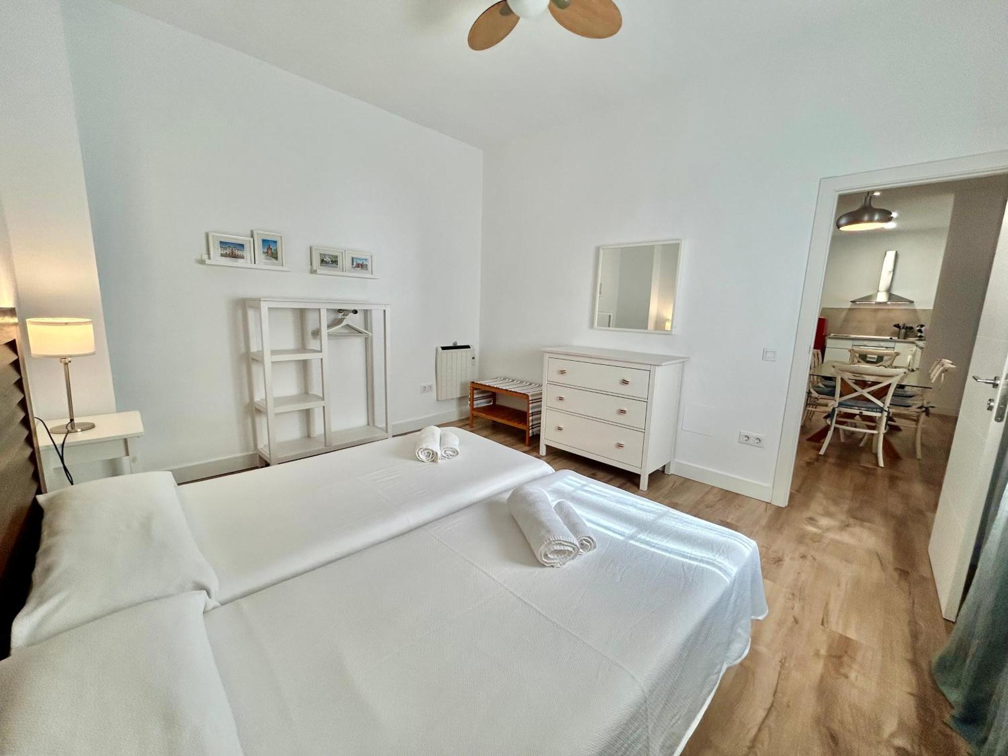 Acogedor Apt 6Pax 3Bdr 2Bth - Cozyhomesevilla5 外观 照片
